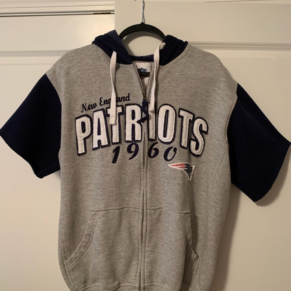Vintage NE Patriots NFL Gray and Navy zipper Hoodie “Belichick” Style